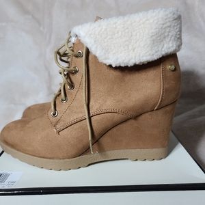 HELMA Ankle boots
